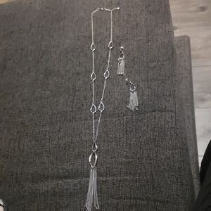 Chic Silver Necklace and Earring Set